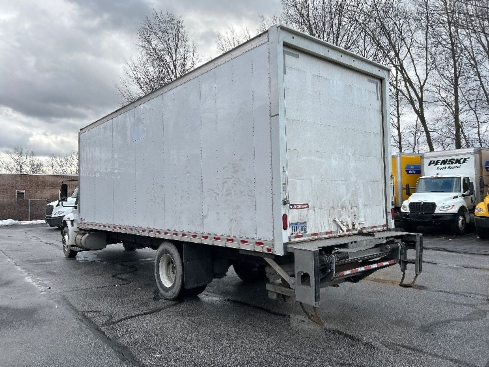 Medium Duty Box Truck-Light and Medium Duty Trucks-International-2018-4300-Middlefield-OH-201,156\n\t\tmiles-$ 38,250 - Image 6