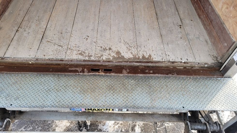 Medium Duty Box Truck-Light and Medium Duty Trucks-International-2018-4300-Mississauga-ON-206,500\n\t\tkm-$ 64,250 - Image 10