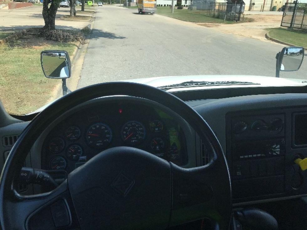 Medium Duty Box Truck-Light and Medium Duty Trucks-International-2018-4300-Montgomery-AL-80,000\n\t\tmiles-$ 51,250 - Image 18
