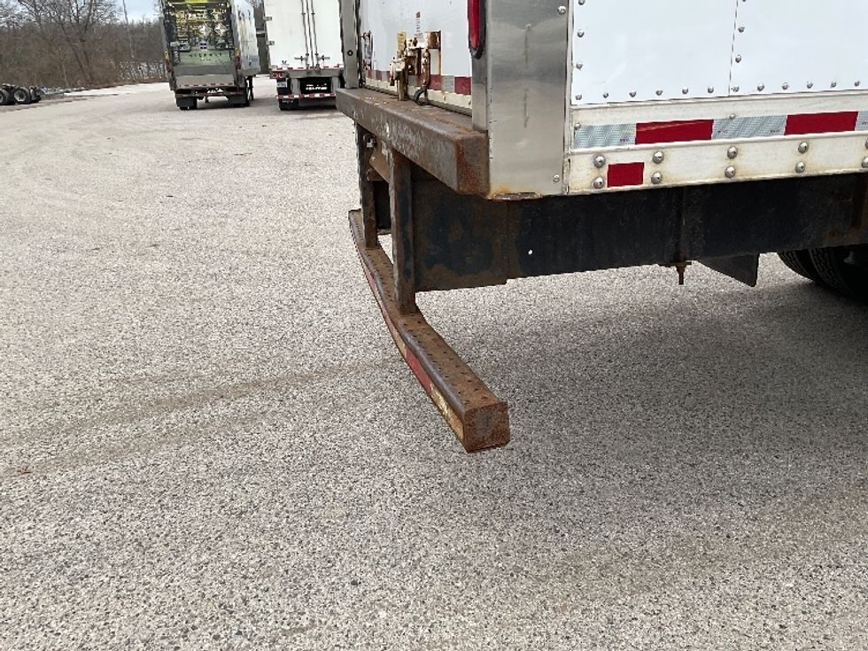Medium Duty Box Truck-Light and Medium Duty Trucks-International-2018-4300-Muskegon-MI-137,313\n\t\tmiles-$ 41,750 - Image 27