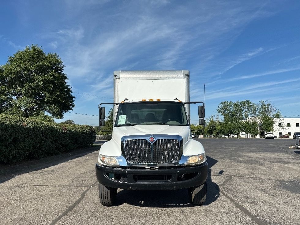 Medium Duty Box Truck-Light and Medium Duty Trucks-International-2018-4300-Nashville (Mount Juliet)-TN-163,709\n\t\tmiles-$ 47,000 - Image 2