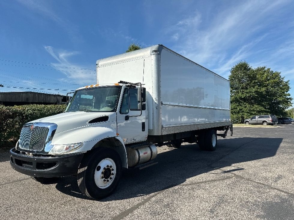 Medium Duty Box Truck-Light and Medium Duty Trucks-International-2018-4300-Nashville (Mount Juliet)-TN-163,709\n\t\tmiles-$ 47,000 - Image 3