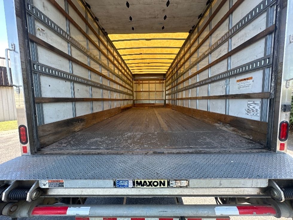 Medium Duty Box Truck-Light and Medium Duty Trucks-International-2018-4300-Nashville (Mount Juliet)-TN-163,709\n\t\tmiles-$ 47,000 - Image 9