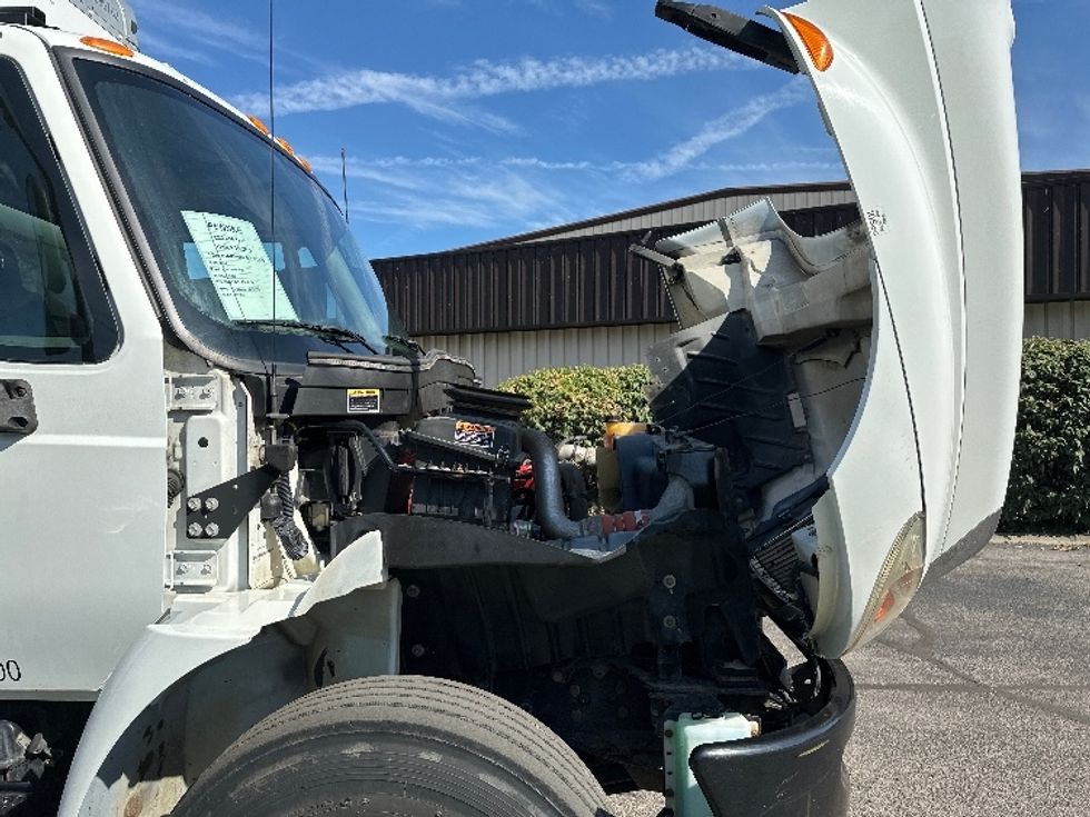 Medium Duty Box Truck-Light and Medium Duty Trucks-International-2018-4300-Nashville (Mount Juliet)-TN-163,709\n\t\tmiles-$ 47,000 - Image 22