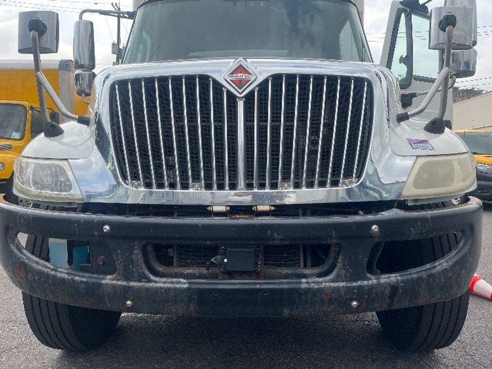 Medium Duty Box Truck-Light and Medium Duty Trucks-International-2018-4300-North Bergen-NJ-210,320\n\t\tmiles-$ 33,250 - Image 28