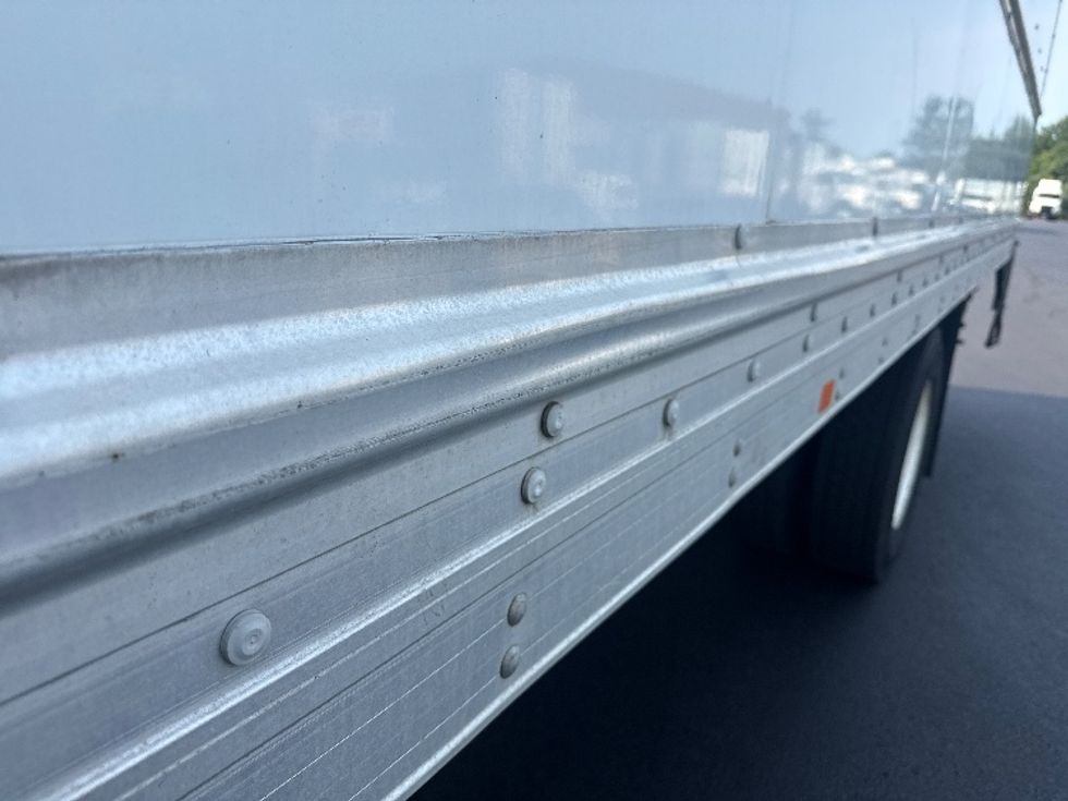 Medium Duty Box Truck-Light and Medium Duty Trucks-International-2018-4300-Norton-MA-232,704\n\t\tmiles-$ 39,000 - Image 26