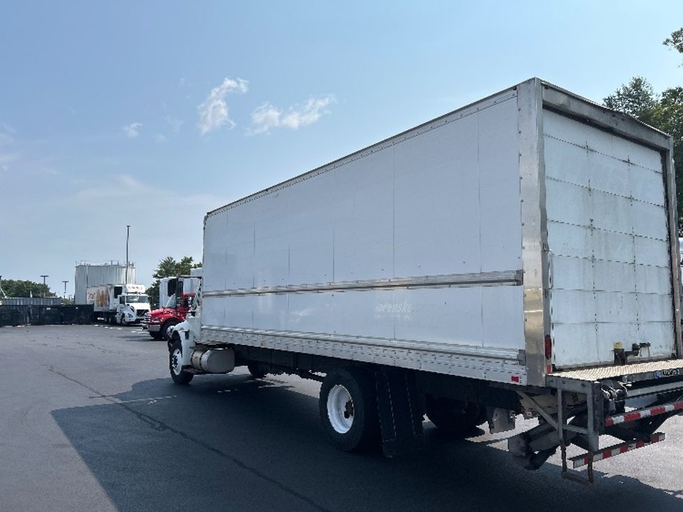 Medium Duty Box Truck-Light and Medium Duty Trucks-International-2018-4300-Norton-MA-232,704\n\t\tmiles-$ 39,000 - Image 6