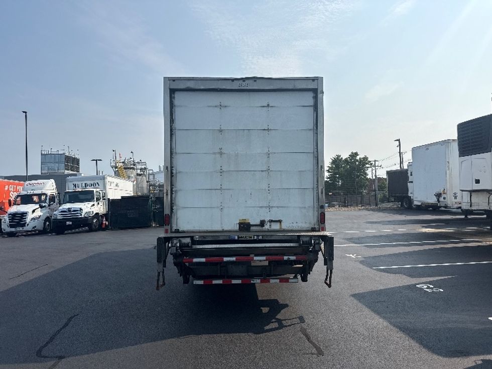 Medium Duty Box Truck-Light and Medium Duty Trucks-International-2018-4300-Norton-MA-232,704\n\t\tmiles-$ 39,000 - Image 7