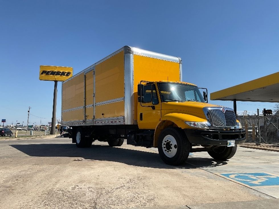 2018 International 4300 Medium Duty Box Truck