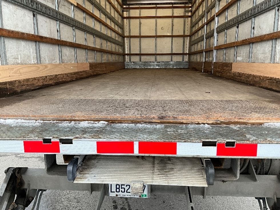 Medium Duty Box Truck-Light and Medium Duty Trucks-International-2018-4300-Ottawa-ON-371,470\n\t\tkm-$ 36,500 - Image 10