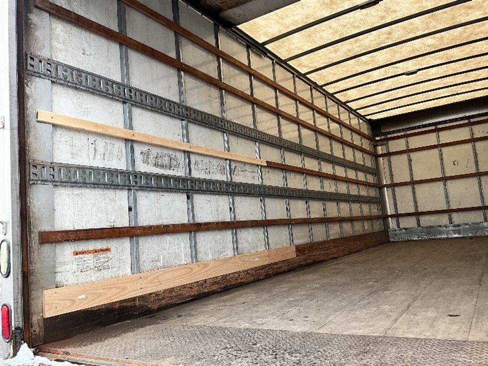 Medium Duty Box Truck-Light and Medium Duty Trucks-International-2018-4300-Ottawa-ON-371,470\n\t\tkm-$ 36,500 - Image 11