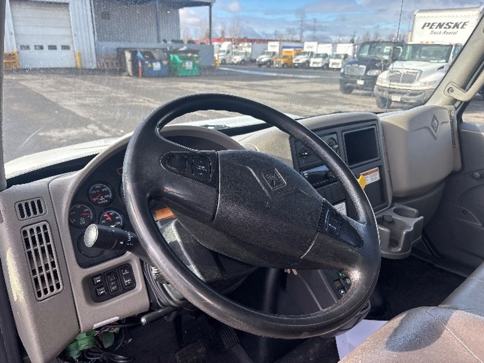 Medium Duty Box Truck-Light and Medium Duty Trucks-International-2018-4300-Ottawa-ON-371,470\n\t\tkm-$ 36,500 - Image 17