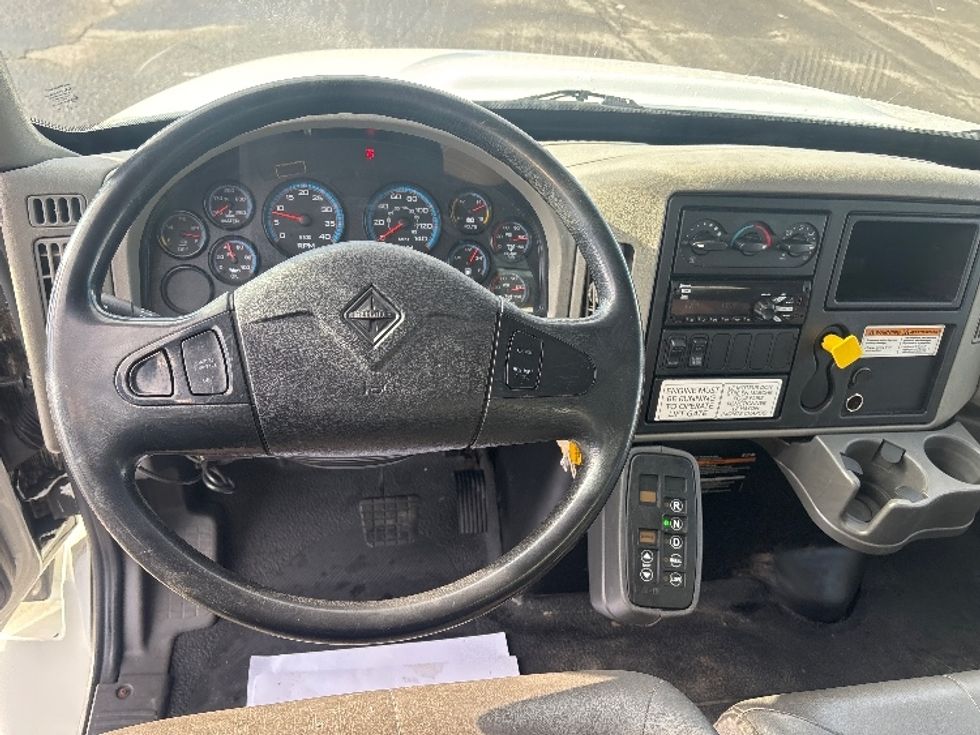 Medium Duty Box Truck-Light and Medium Duty Trucks-International-2018-4300-Ottawa-ON-371,470\n\t\tkm-$ 36,500 - Image 18