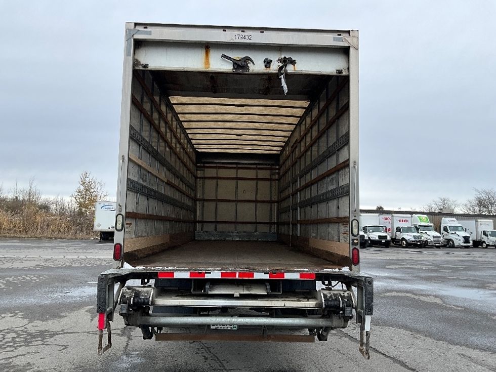 Medium Duty Box Truck-Light and Medium Duty Trucks-International-2018-4300-Ottawa-ON-371,470\n\t\tkm-$ 36,500 - Image 8