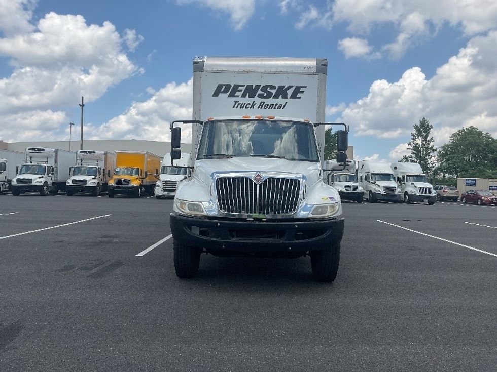 Medium Duty Box Truck-Light and Medium Duty Trucks-International-2018-4300-Pennsauken-NJ-206,208\n\t\tmiles-$ 34,750 - Image 2