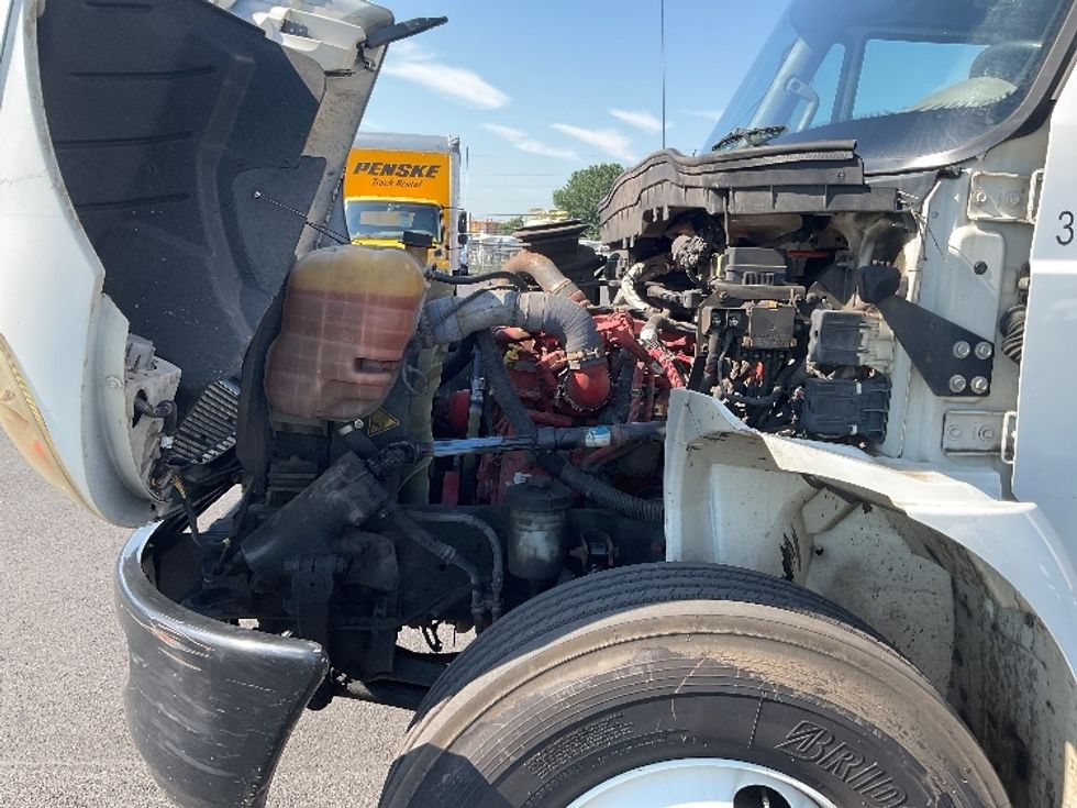Medium Duty Box Truck-Light and Medium Duty Trucks-International-2018-4300-Pennsauken-NJ-206,208\n\t\tmiles-$ 34,750 - Image 24