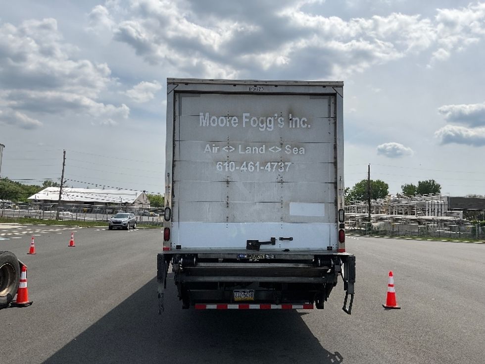 Medium Duty Box Truck-Light and Medium Duty Trucks-International-2018-4300-Philadelphia-PA-223,181\n\t\tmiles-$ 37,500 - Image 7