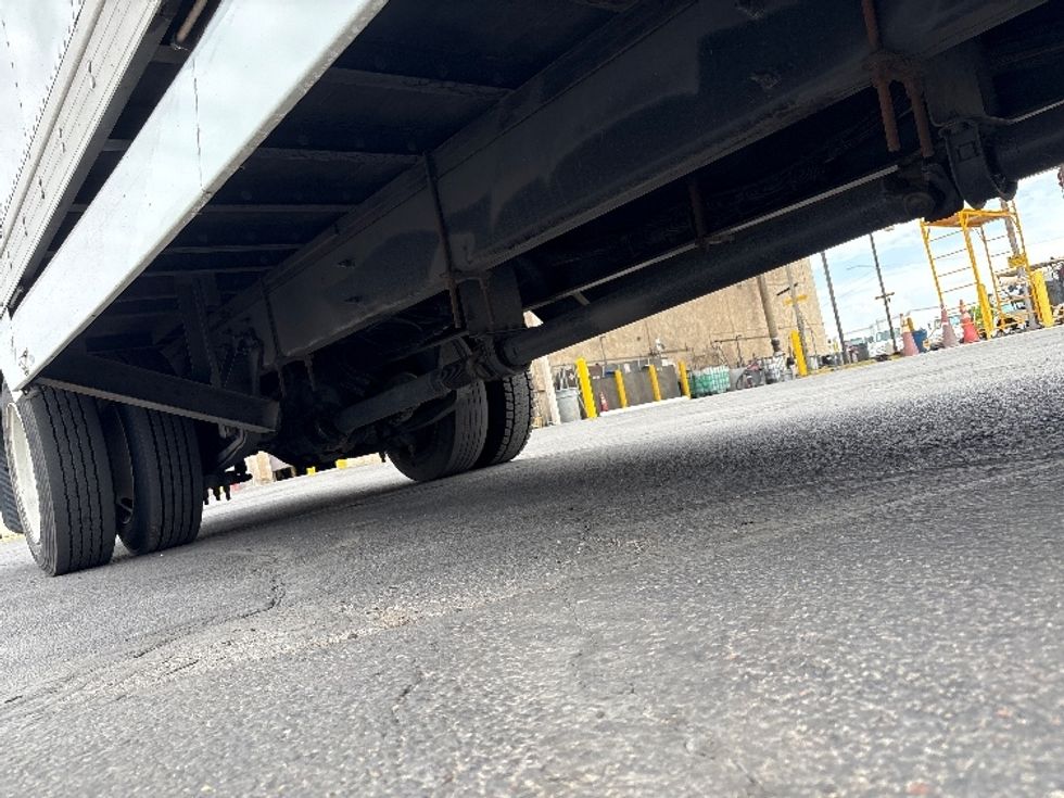 Medium Duty Box Truck-Light and Medium Duty Trucks-International-2018-4300-Phoenix-AZ-159,400\n\t\tmiles-$ 53,250 - Image 13