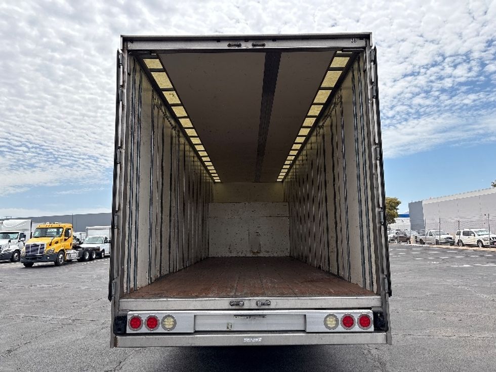 Medium Duty Box Truck-Light and Medium Duty Trucks-International-2018-4300-Phoenix-AZ-159,400\n\t\tmiles-$ 53,250 - Image 8