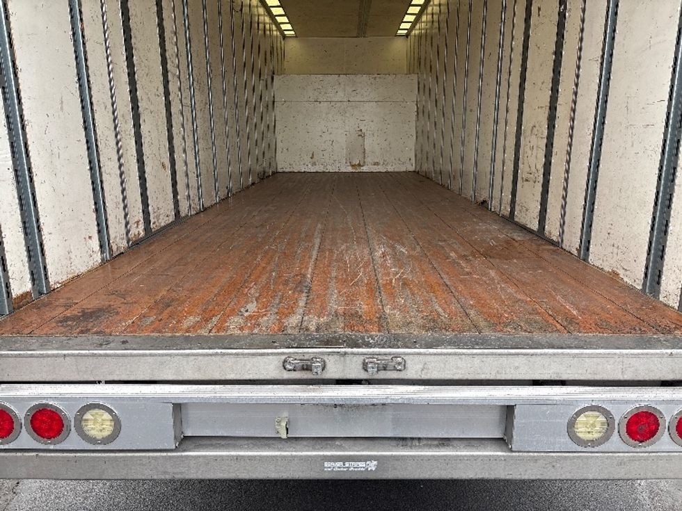 Medium Duty Box Truck-Light and Medium Duty Trucks-International-2018-4300-Phoenix-AZ-159,400\n\t\tmiles-$ 53,250 - Image 9