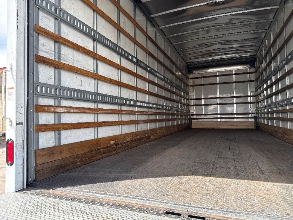 Medium Duty Box Truck-Light and Medium Duty Trucks-International-2018-4300-Phoenix-AZ-196,435\n\t\tmiles-$ 43,000 - Image 11