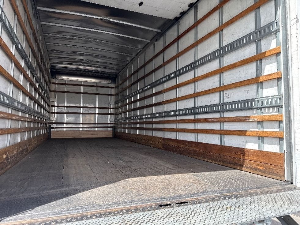 Medium Duty Box Truck-Light and Medium Duty Trucks-International-2018-4300-Phoenix-AZ-196,435\n\t\tmiles-$ 43,000 - Image 12
