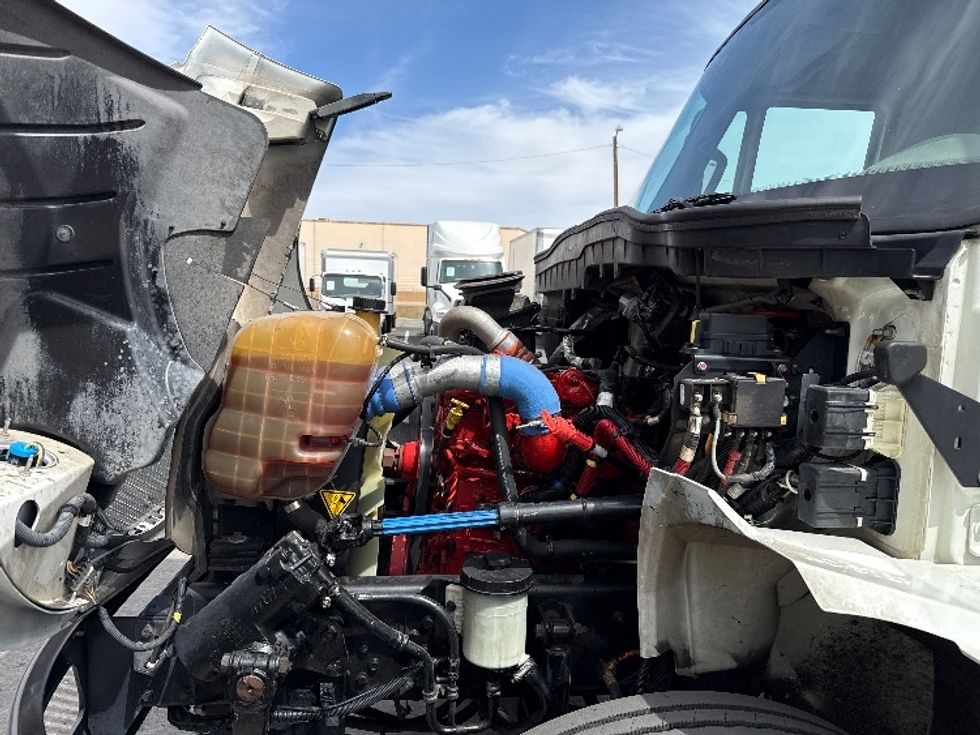 Medium Duty Box Truck-Light and Medium Duty Trucks-International-2018-4300-Phoenix-AZ-196,435\n\t\tmiles-$ 43,000 - Image 21