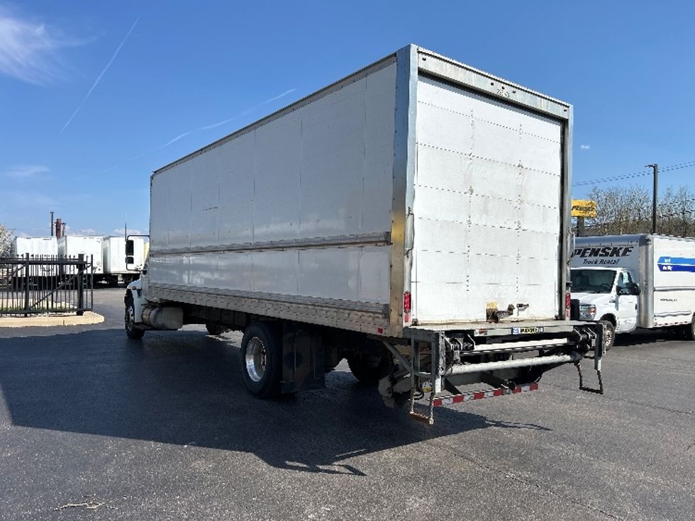 Medium Duty Box Truck-Light and Medium Duty Trucks-International-2018-4300-Pittsburgh-PA-235,000\n\t\tmiles-$ 34,000 - Image 6