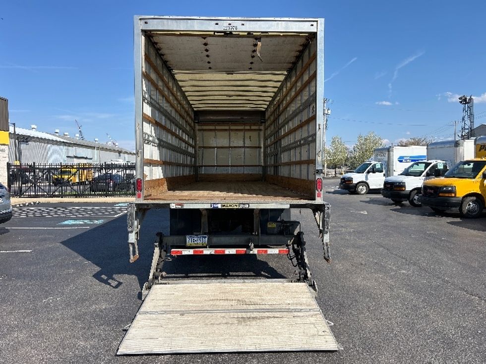 Medium Duty Box Truck-Light and Medium Duty Trucks-International-2018-4300-Pittsburgh-PA-235,000\n\t\tmiles-$ 34,000 - Image 9