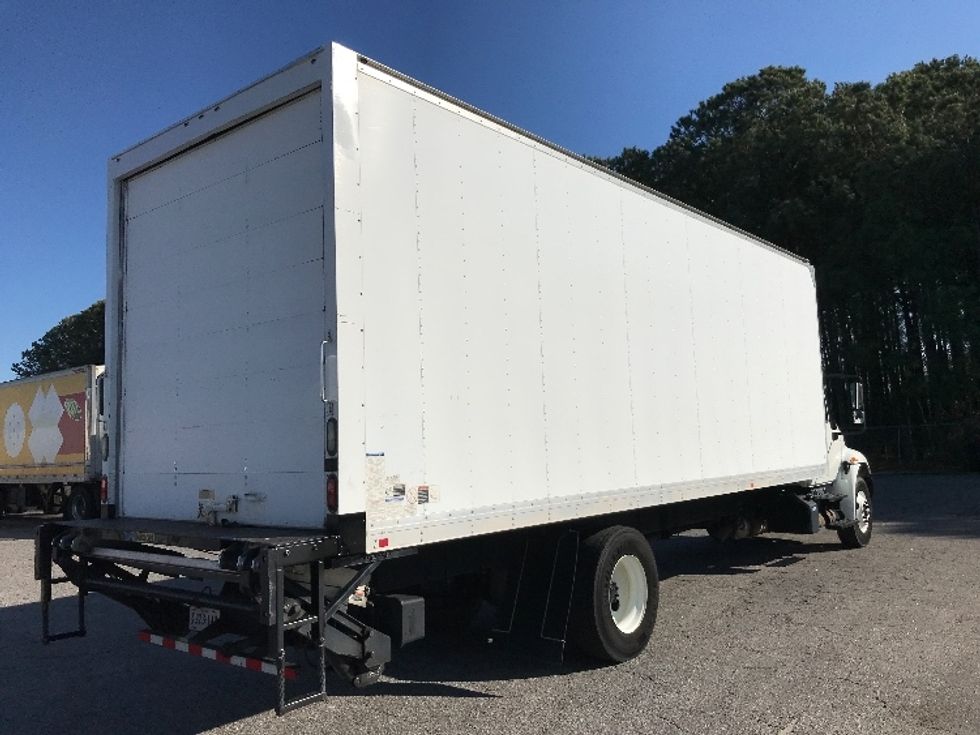 Medium Duty Box Truck-Light and Medium Duty Trucks-International-2018-4300-Prince George-VA-94,825\n\t\tmiles-$ 55,500 - Image 13