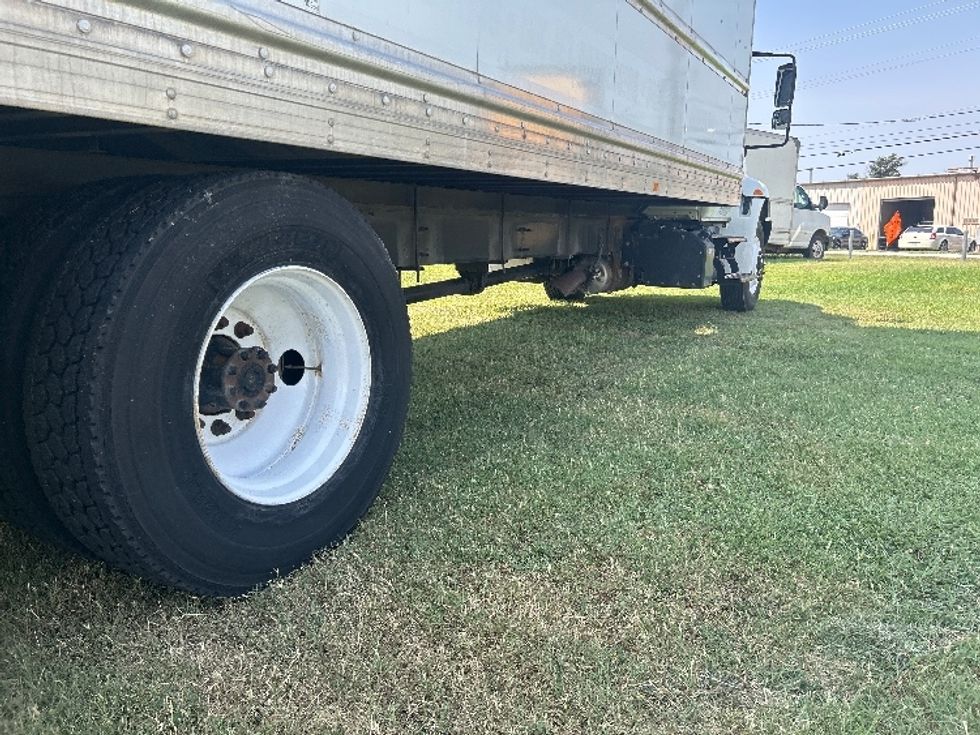 Medium Duty Box Truck-Light and Medium Duty Trucks-International-2018-4300-Springfield-MO-118,842\n\t\tmiles-$ 52,250 - Image 14