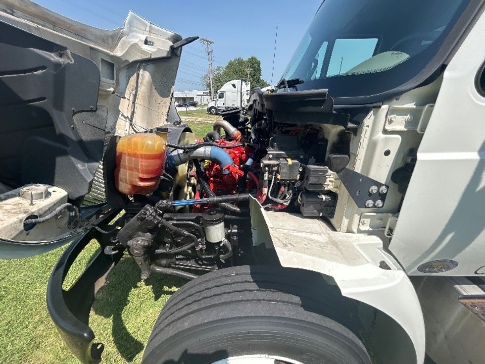 Medium Duty Box Truck-Light and Medium Duty Trucks-International-2018-4300-Springfield-MO-118,842\n\t\tmiles-$ 52,250 - Image 23