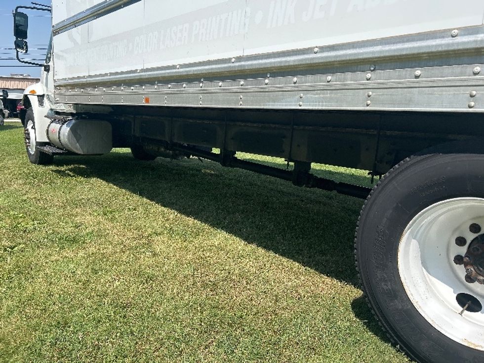 Medium Duty Box Truck-Light and Medium Duty Trucks-International-2018-4300-Springfield-MO-118,842\n\t\tmiles-$ 52,250 - Image 5