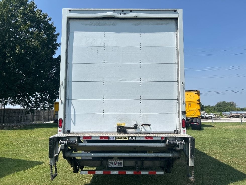 Medium Duty Box Truck-Light and Medium Duty Trucks-International-2018-4300-Springfield-MO-118,842\n\t\tmiles-$ 52,250 - Image 7