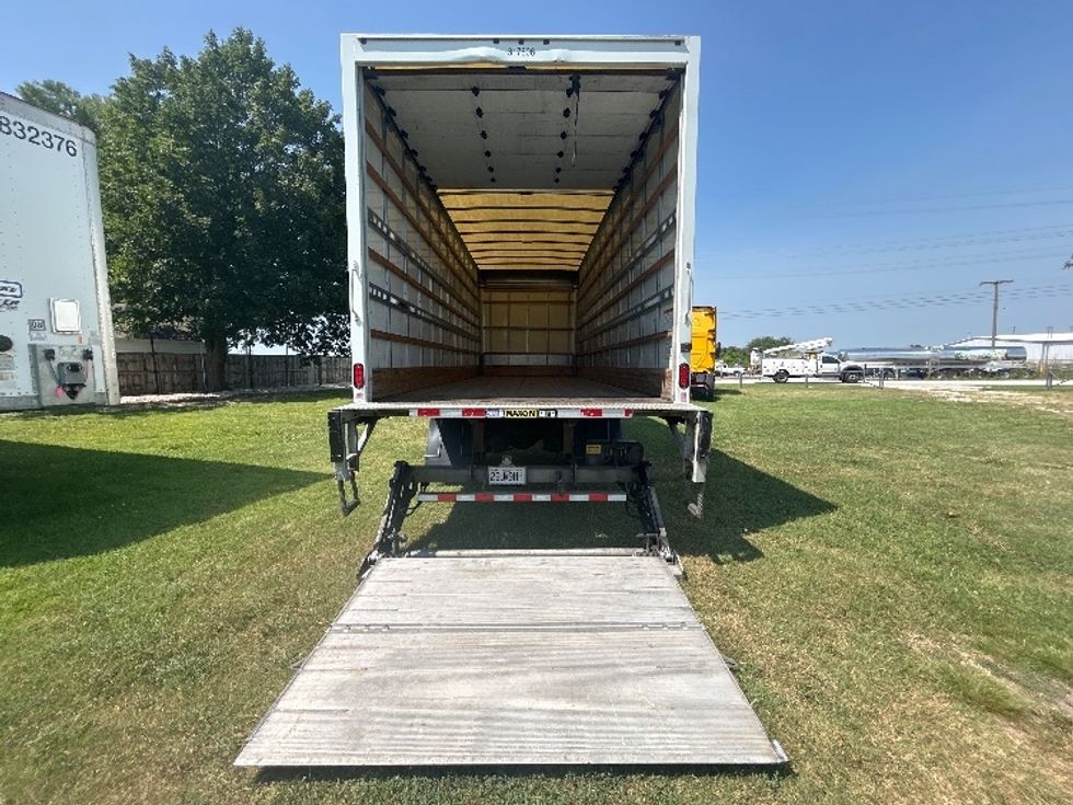 Medium Duty Box Truck-Light and Medium Duty Trucks-International-2018-4300-Springfield-MO-118,842\n\t\tmiles-$ 52,250 - Image 9