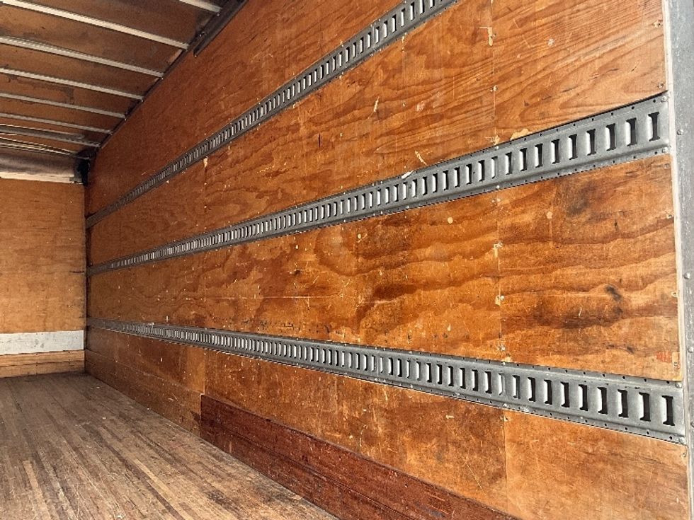 Medium Duty Box Truck-Light and Medium Duty Trucks-International-2018-4300-Sterling-VA-207,705\n\t\tmiles-$ 46,500 - Image 12