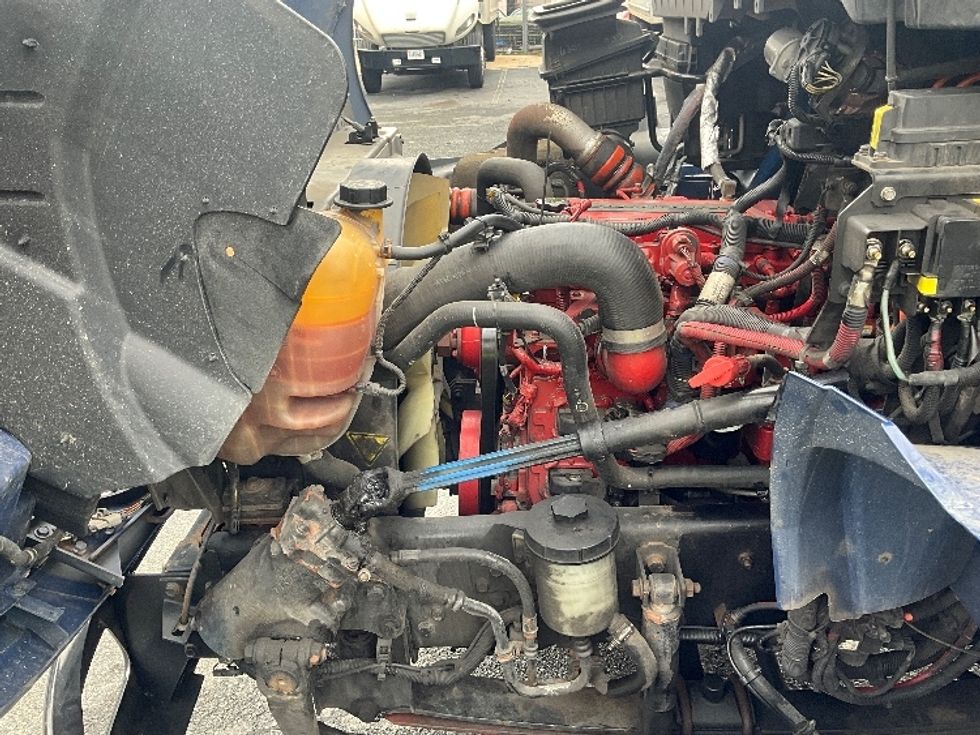 Medium Duty Box Truck-Light and Medium Duty Trucks-International-2018-4300-Sterling-VA-207,705\n\t\tmiles-$ 46,500 - Image 23