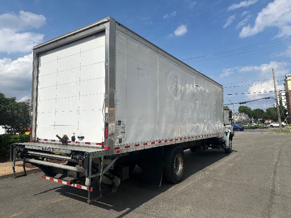 Medium Duty Box Truck-Light and Medium Duty Trucks-International-2018-4300-Sterling-VA-215,271\n\t\tmiles-$ 37,750 - Image 13