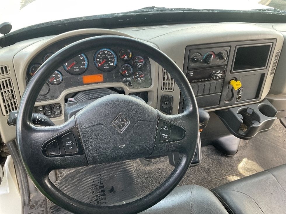 Medium Duty Box Truck-Light and Medium Duty Trucks-International-2018-4300-Tacoma-WA-140,159\n\t\tmiles-$ 46,000 - Image 18