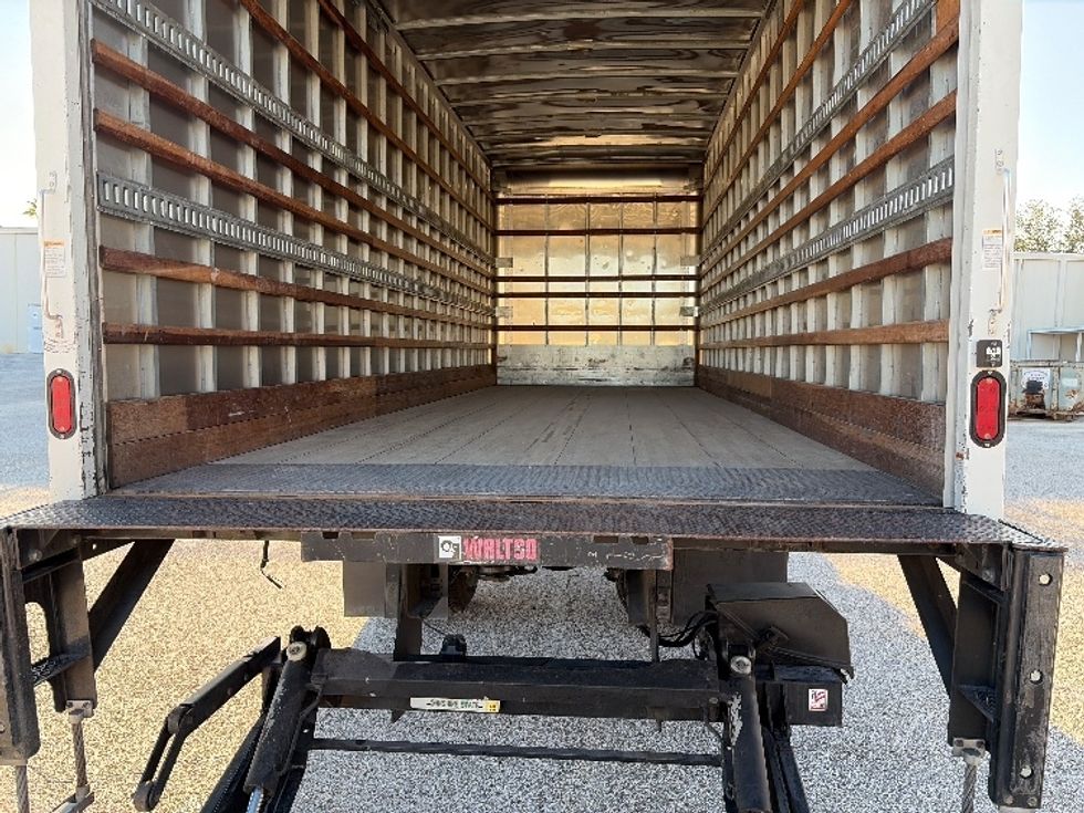 Medium Duty Box Truck-Light and Medium Duty Trucks-International-2018-4300-Tampa-FL-155,699\n\t\tmiles-$ 56,250 - Image 10