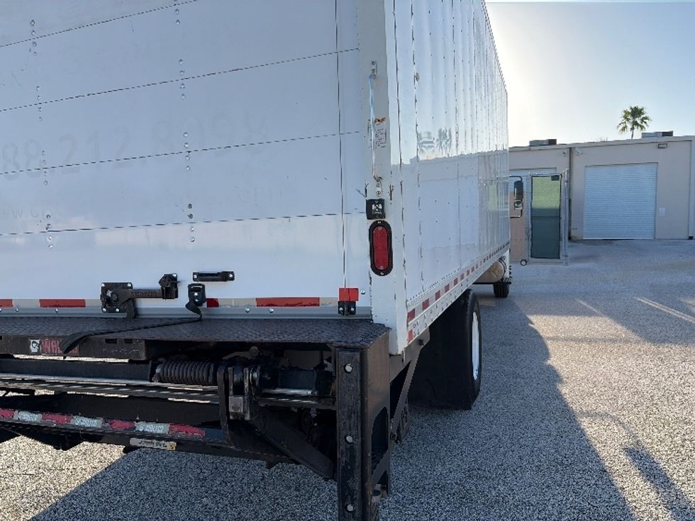 Medium Duty Box Truck-Light and Medium Duty Trucks-International-2018-4300-Tampa-FL-155,699\n\t\tmiles-$ 56,250 - Image 30