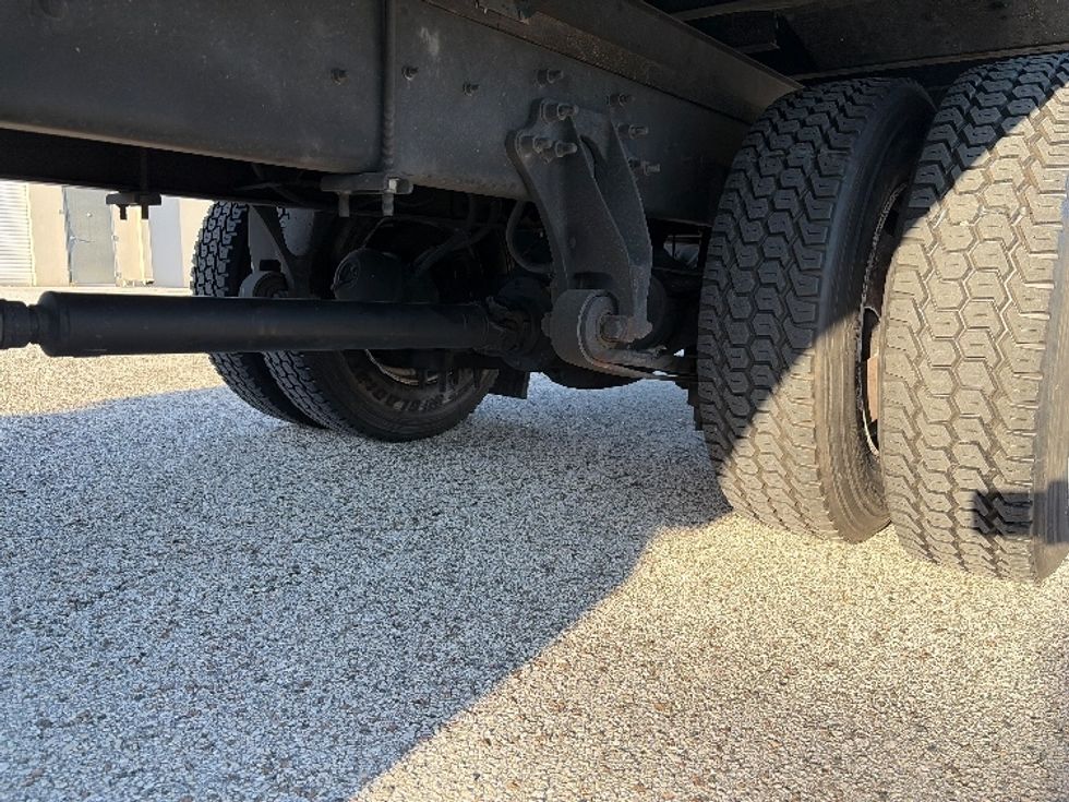 Medium Duty Box Truck-Light and Medium Duty Trucks-International-2018-4300-Tampa-FL-155,699\n\t\tmiles-$ 56,250 - Image 5