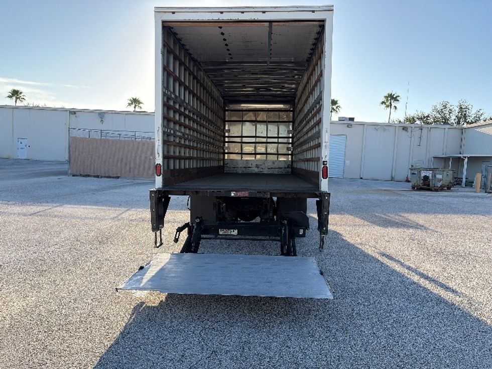 Medium Duty Box Truck-Light and Medium Duty Trucks-International-2018-4300-Tampa-FL-155,699\n\t\tmiles-$ 56,250 - Image 9