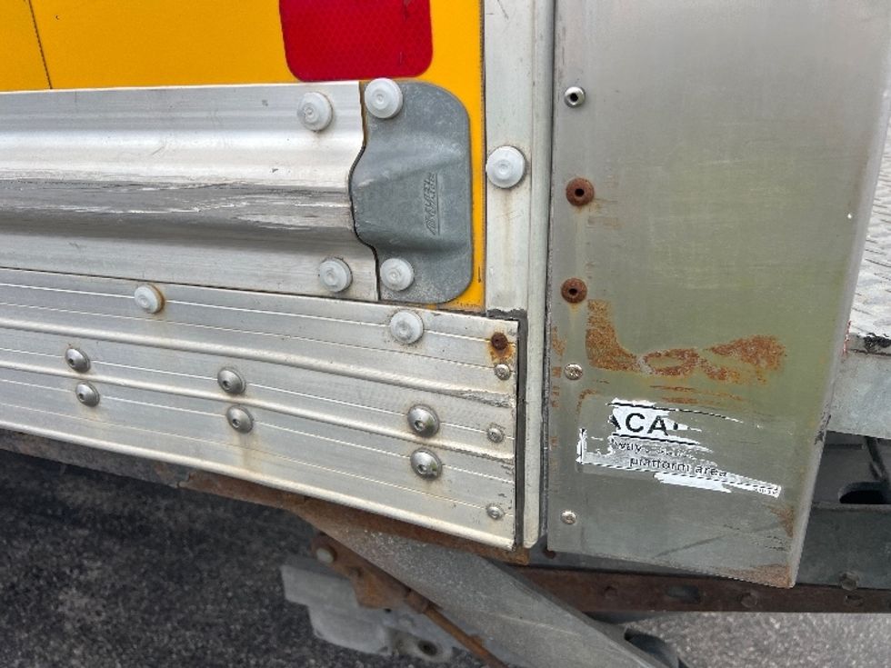 Medium Duty Box Truck-Light and Medium Duty Trucks-International-2018-4300-Toronto-ON-253,792\n\t\tkm-$ 57,500 - Image 26