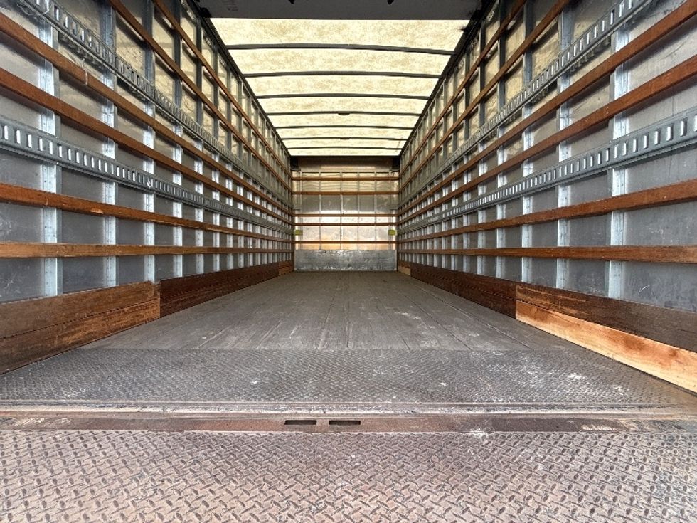 Medium Duty Box Truck-Light and Medium Duty Trucks-International-2018-4300-Tukwila-WA-129,904\n\t\tmiles-$ 45,750 - Image 10