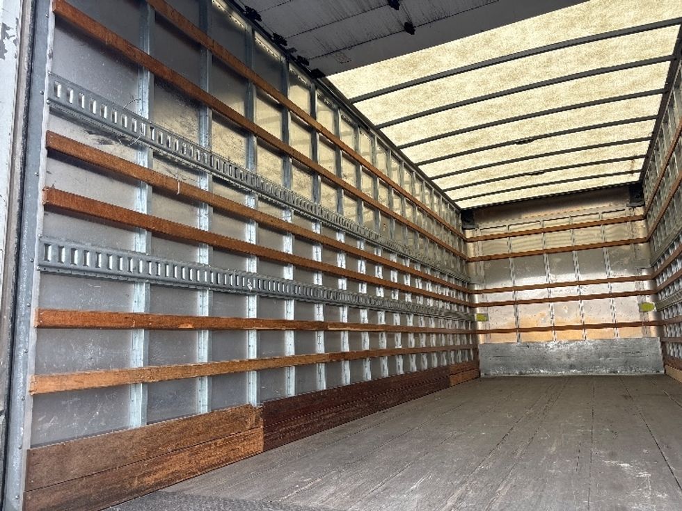 Medium Duty Box Truck-Light and Medium Duty Trucks-International-2018-4300-Tukwila-WA-129,904\n\t\tmiles-$ 45,750 - Image 11