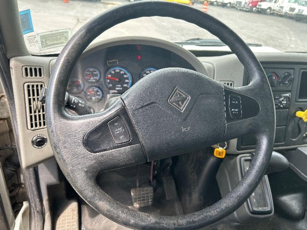 Medium Duty Box Truck-Light and Medium Duty Trucks-International-2018-4300-Watertown-NY-110,391\n\t\tmiles-$ 47,250 - Image 17