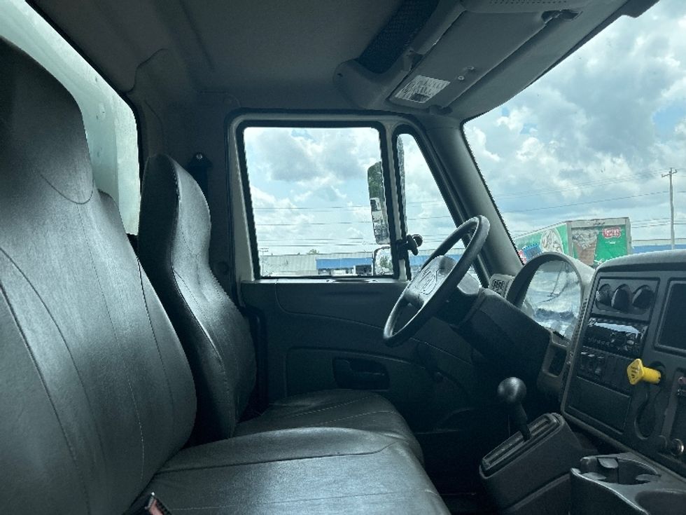 Medium Duty Box Truck-Light and Medium Duty Trucks-International-2018-4300-Watertown-NY-110,391\n\t\tmiles-$ 47,250 - Image 22