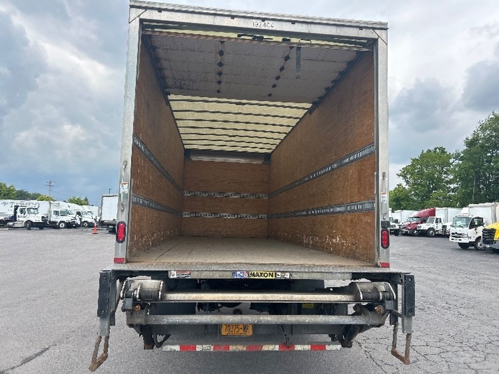 Medium Duty Box Truck-Light and Medium Duty Trucks-International-2018-4300-Watertown-NY-110,391\n\t\tmiles-$ 47,250 - Image 8