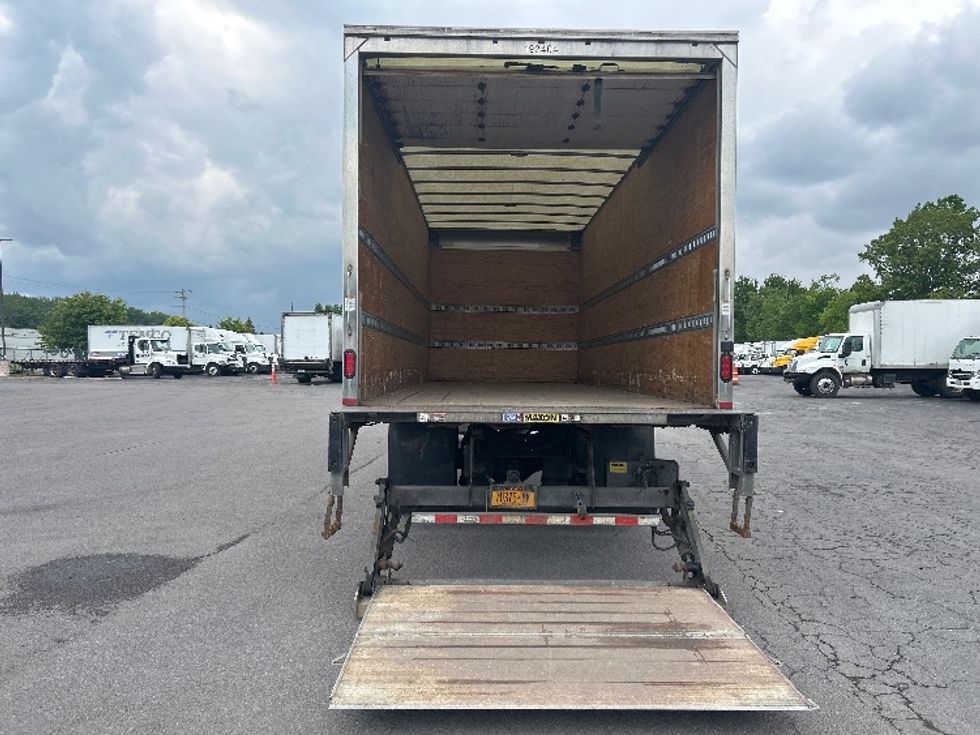Medium Duty Box Truck-Light and Medium Duty Trucks-International-2018-4300-Watertown-NY-110,391\n\t\tmiles-$ 47,250 - Image 9